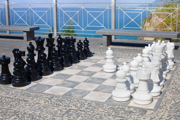 Παιχνίδι σκάκι στο δρόμο — Φωτογραφία Αρχείου