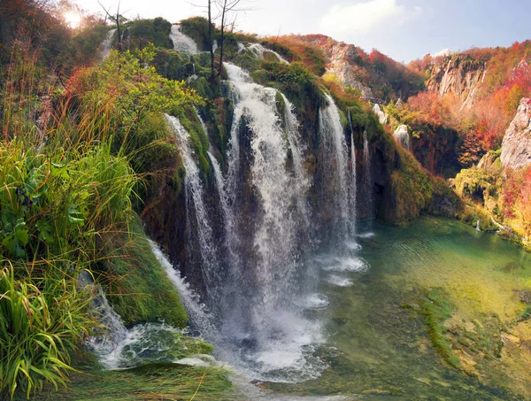 Wodospady Plitvice Chorwacji Jest Jednym Słynnej Znanych Miejsc Europie Bardzo — Zdjęcie stockowe