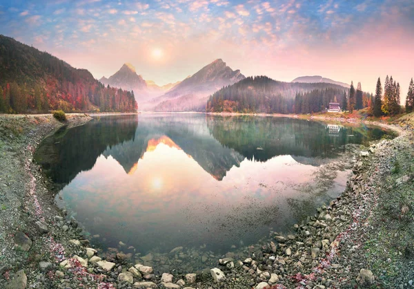Lago Obersee manhã de outono — Fotografia de Stock