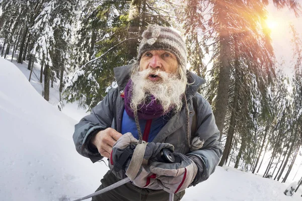 Winter Interesting Original Traveler Lives Carpathians Very Old Almost Hundred — Stock Photo, Image