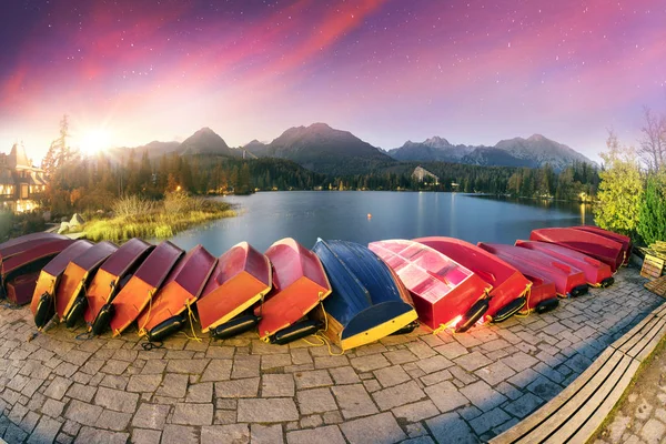 Strbske Pleso Segundo Lago Más Grande Del Lado Eslovaco Los —  Fotos de Stock