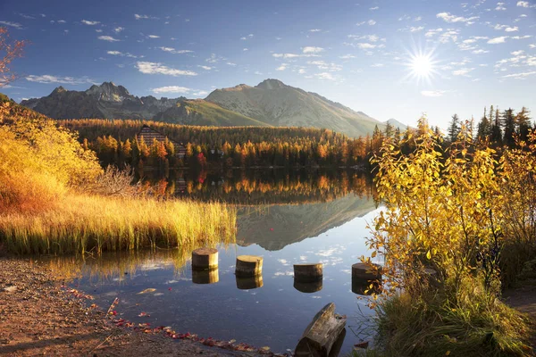 Strbske Pleso Segundo Lago Más Grande Del Lado Eslovaco Los —  Fotos de Stock