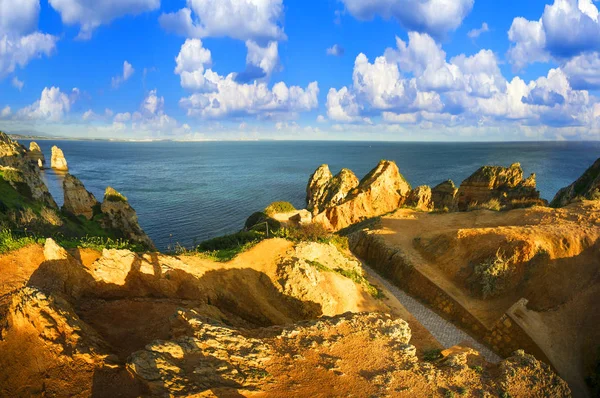 Portekiz Lagos Kentindeki Ünlü Plajlar Uçurumlar Deniz Yazın Pek Çok — Stok fotoğraf