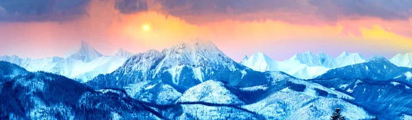 Zakopane at night in the light of the moon. — Stock Photo, Image