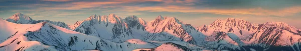 Tatras de inverno na Europa Oriental — Fotografia de Stock