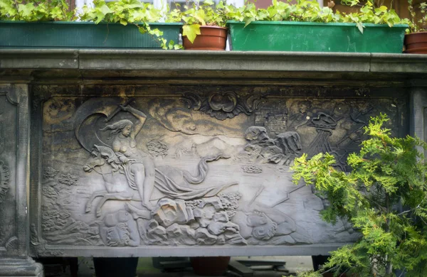 Stone bas-reliefs of Gdansk — Stock Photo, Image