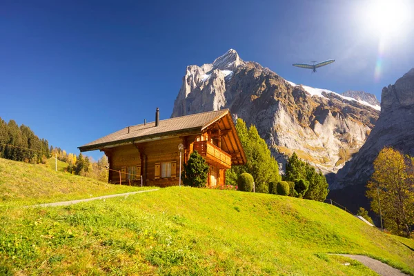 Encostas Montanha Chamonix Nos Alpes São Bonitos Com Panorama Toothy — Fotografia de Stock