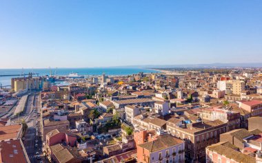 Catania bağlantı noktası eski şehrin yanında bulunan üzerinde havadan görünümü.