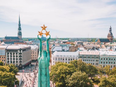 20 Mayıs 2018. Riga, Letonya. Anıtı Milda merkezi Riga Uluslararası Lattelecom maraton sırasında havadan görünümü.