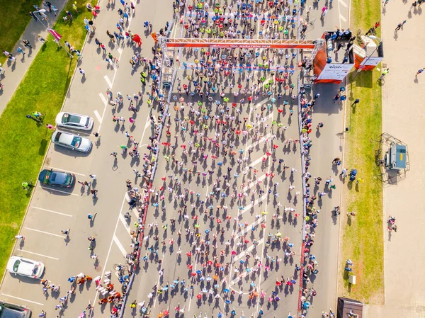 Riga Letonia Mayo 2018 Maratón Internacional Lattelecom 2018 Comience Terraplén — Foto de Stock