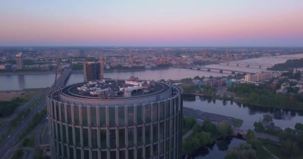 Riga Letonya Mayıs 2018 Riga Letonya Ortasına Kulelerde Güzel Havadan — Stok video
