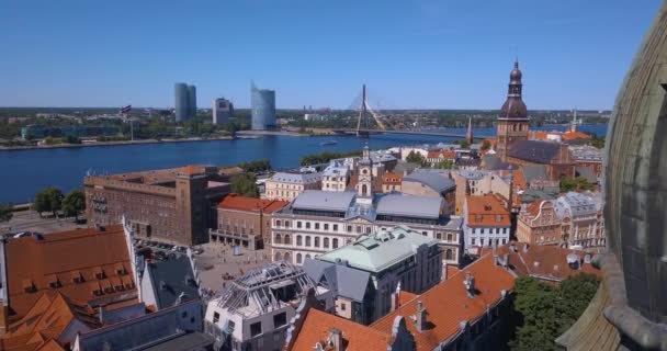 Hermosa Vista Aérea Del Casco Antiguo Riga Desde Arriba Con — Vídeo de stock