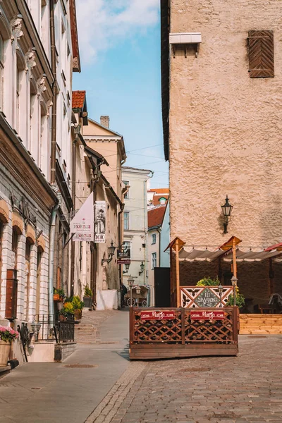 2018 Június Tallinn Észtország Tallinn Óvárosában Szűk Utcák Középkori Épületek — Stock Fotó
