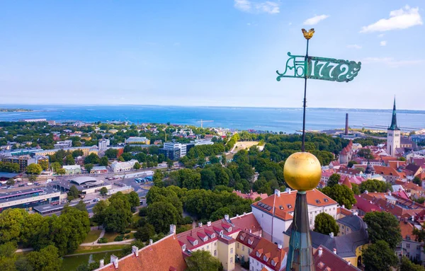 Incredibile Vista Aerea Del Centro Storico Tallinn Con Molte Vecchie — Foto Stock