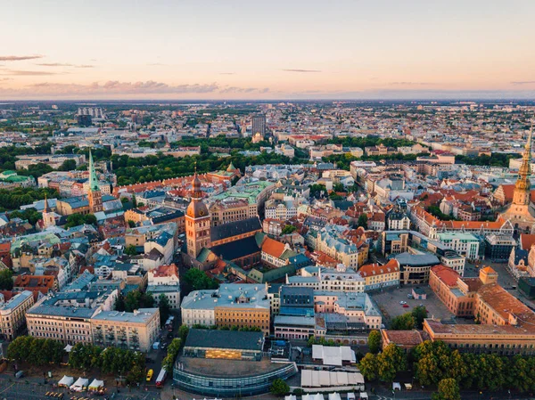22 Haziran 2018. Riga, Letonya. Riga Şehir Manzaralı 