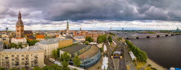 Juni 2018 Riga Lettland Vackra Flygfoto Över Riga Stad Solnedgången — Stockfoto