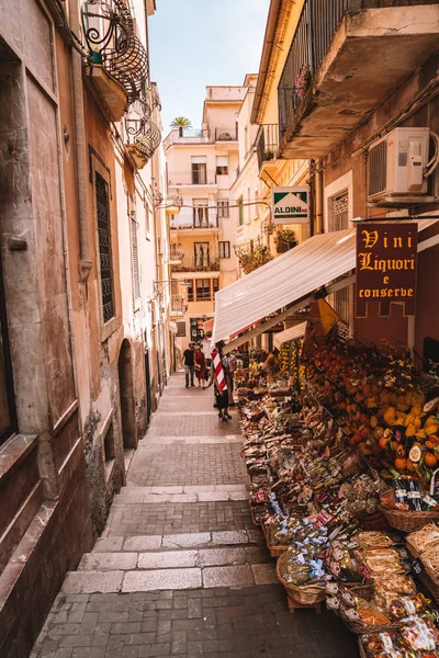 Juli 2018 Taormina Italien Erstaunliche Schöne Alte Italienische Stadt Mit — Stockfoto