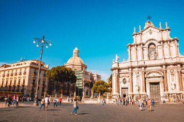 Catania Katedrali, Saint Agatha için adanmış bir Roma Katolik Katedrali Catania, Sicilya olduğunu. 