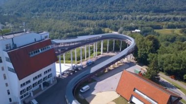 Sigulda havadan görünümü / Letonya yarış kızağı, kızak ve iskelet parça 