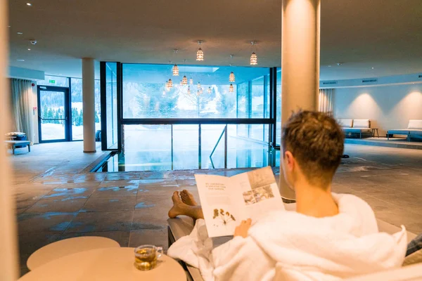 Saalbach Hotel Austria March 2018 Young Man Having Rest Spa — Stock Photo, Image