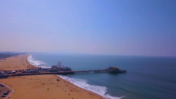 Flygfoto Över Nöjesparken Santa Monica Pier Nära Venice Beach Kalifornien — Stockvideo