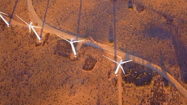 Vista Aérea Del Parque Eólico Nevada Cientos Turbinas Eólicas Que — Vídeo de stock