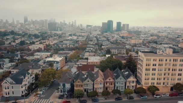 Yedi Kızkardeşler Hava Görünümünü Boyalı Bayanlar Denilen San Francisco Evler — Stok video