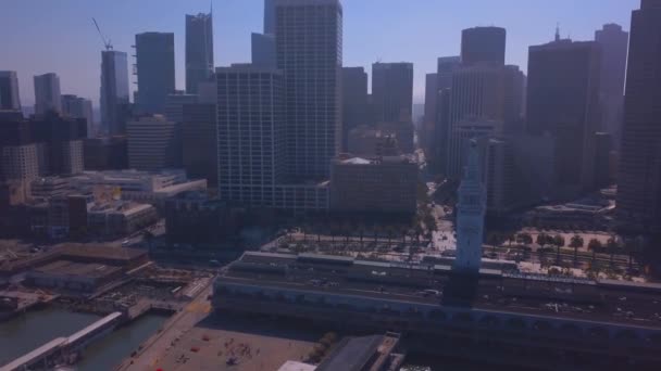 Mooie Luchtfoto Van Stad San Francisco Met Drukke Straten Wolkenkrabbers — Stockvideo