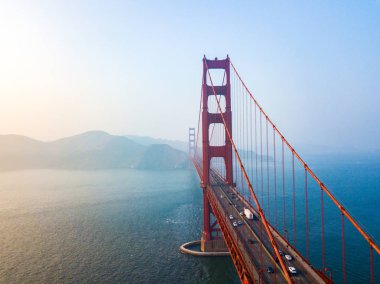 San Francisco Golden Gate köprüsünün havadan görüntüsü. Güzel yakın çekim..