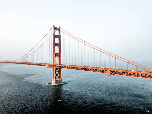 旧金山金门大桥的空中景观 漂亮的特写镜头 — 图库照片