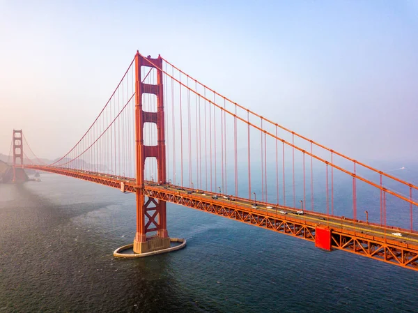 旧金山金门大桥的空中景观 漂亮的特写镜头 — 图库照片