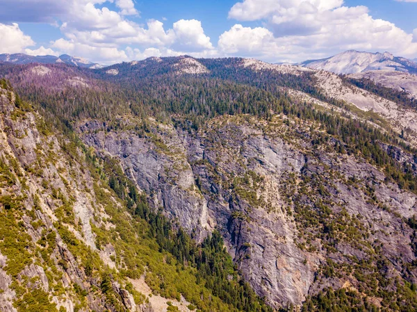 Luftaufnahme Des Yosemite Nationalparks Capitan Und Halbe Kuppelklippe Von Oben — Stockfoto