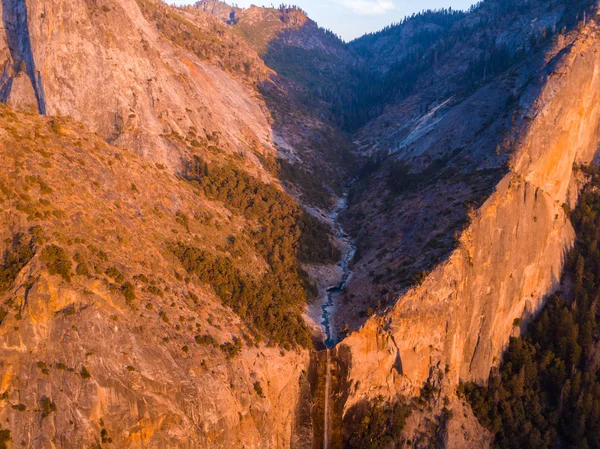 Пташиного Польоту Водоспаду Національному Парку Йосеміті Каліфорнії Під Час Вечерние — стокове фото