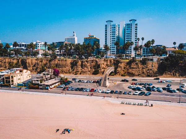 Santa Monica Pier Yakınındaki Güzel Venedik Plaj Havadan Görünümü — Stok fotoğraf