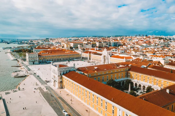 Luftaufnahme Der Altstadt Von Lissabon Mit Der Hauptstraße Die Direkt — Stockfoto