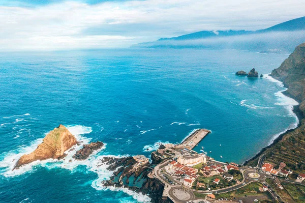 Vista Aérea Aldeia Porto Moniz Com Piscina Lava Rock Ilha — Fotografia de Stock