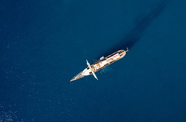 Vue Aérienne Immense Yacht Sur Côte Île Tropicale — Photo