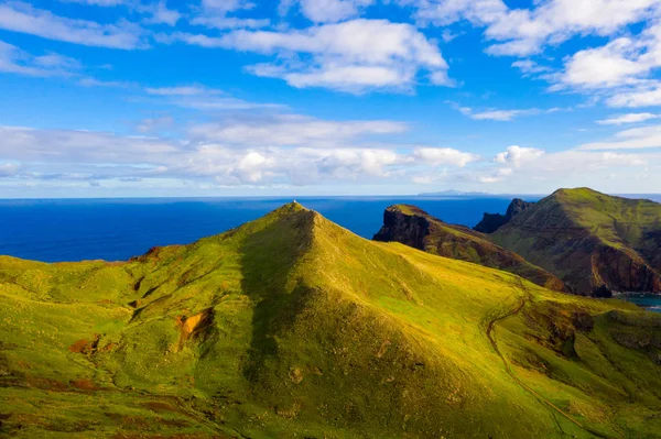 Flygfoto Över Vilda Stranden Och Klipporna Vid Ponta Sao Lourenco — Stockfoto