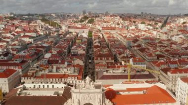 Ünlü Praça do Comercio (Commerce Square) - Lizbon ana müteşekkil havadan görünümü. Güzel Portekiz mimari 