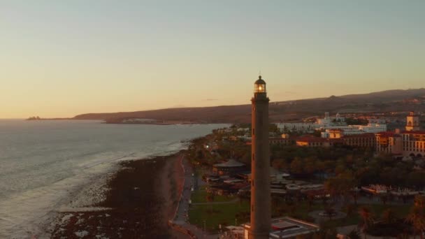 Luchtfoto Vuurtoren Weergave Gran Canaria Eiland Tijdens Magische Zonsondergang Buurt — Stockvideo