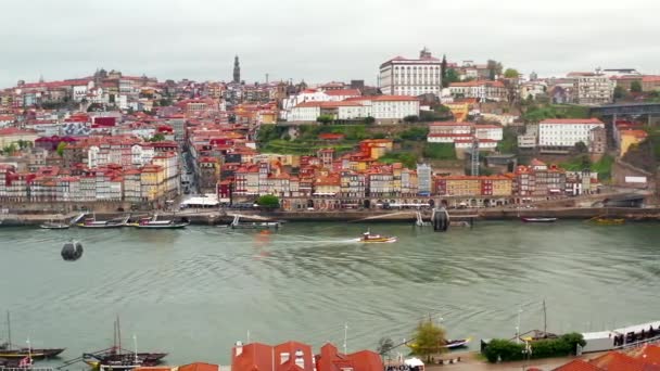 Panorama Flygfoto Hus Gamla Porto Portugal Med Luis Bridge Metall — Stockvideo