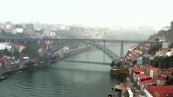 Panoramisch Luchtfoto Huizen Van Oude Van Porto Portugal Met Luis — Stockvideo