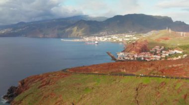 Ponta de Sao Lourenco, Madeira Adası. Havadan doğa görünümü.