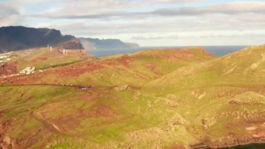 Ponta de Sao Lourenco, Madeira Adası. Havadan doğa görünümü.