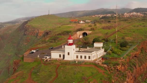 Madeira Vista Naturaleza Con Acantilados Del Océano Pequeños Pueblos Por — Vídeo de stock