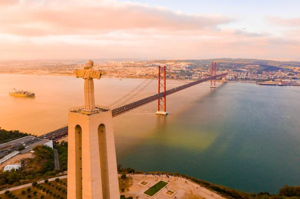 Mayo 2018 Lisboa Portugal Vista Cristo Rey Estatua Cerca Del —  Fotos de Stock