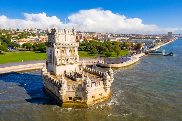 Luftaufnahme Des Belem Turms Mit Einer Drohne Eine Mittelalterliche Burg — Stockfoto