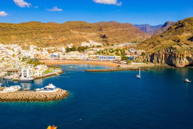 Puerto de Mogan şehir sahil Gran Canaria ada, İspanya. 