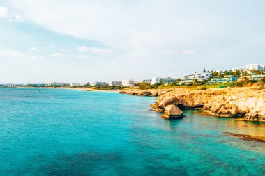 Güzel Kıbrıs, Konnos Bay Cape Greko doğal Park, Ayia Napa yakınındaki kemer kaya ve (molos) Limasol Kıbrıs ve Limasol Hava fotoğraf mesire