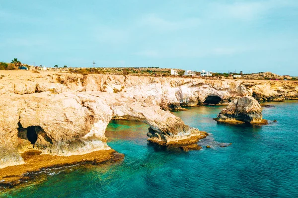 Hermosa Chipre Bahía Konnos Parque Natural Del Cabo Greko Arco — Foto de Stock